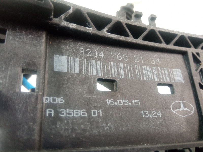 Recambio de cerradura puerta trasera izquierda para mercedes-benz a 200 cdi w176 referencia OEM IAM A2047302735  