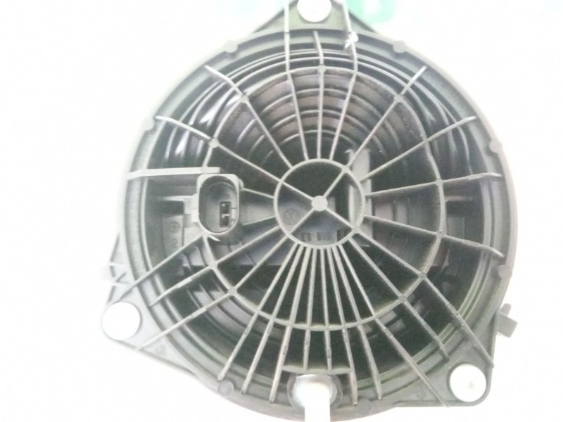 Recambio de maneta exterior porton para volkswagen golf golf 1.6 tdi, 105 cv/77 kw, clha referencia OEM IAM 5G9827469  