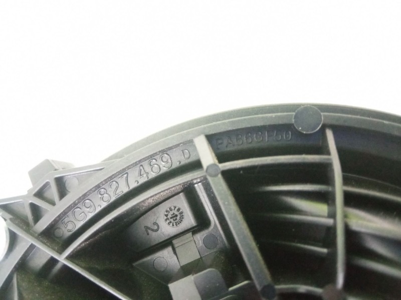 Recambio de maneta exterior porton para volkswagen golf golf 1.6 tdi, 105 cv/77 kw, clha referencia OEM IAM 5G9827469  