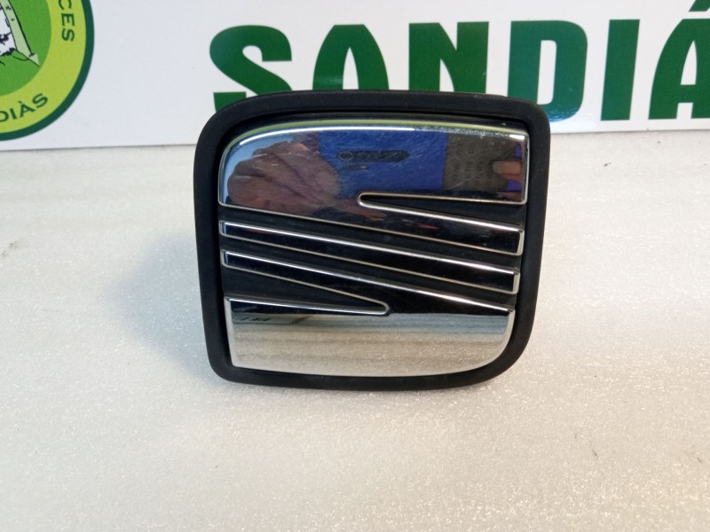 Recambio de maneta exterior porton para seat ibiza referencia OEM IAM 6J4827565D  
