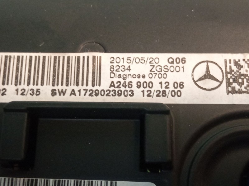 Recambio de pantalla multifuncion para mercedes-benz a 200 cdi w176 referencia OEM IAM A2469001206  