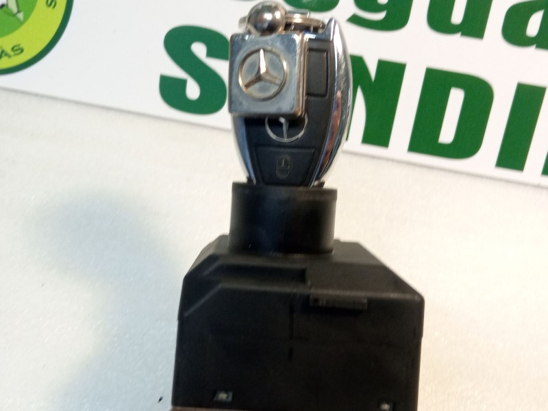 Recambio de llave de contacto para mercedes-benz a 200 cdi w176 referencia OEM IAM A2469055701  