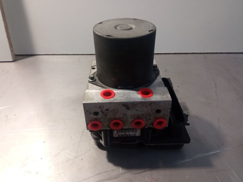 Recambio de modulo abs para mercedes-benz b200 referencia OEM IAM 0265235225A0064310812  