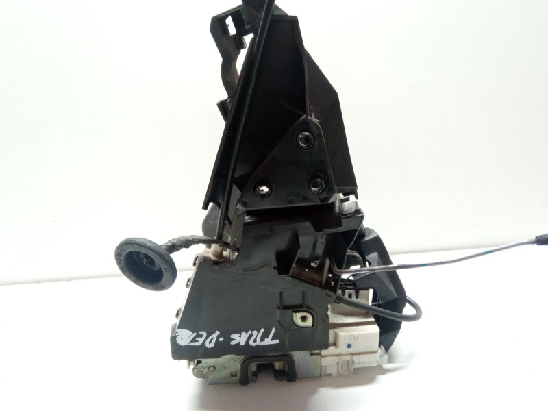 Recambio de cerradura puerta trasera derecha para mercedes-benz b200 referencia OEM IAM 1697302235Q5  