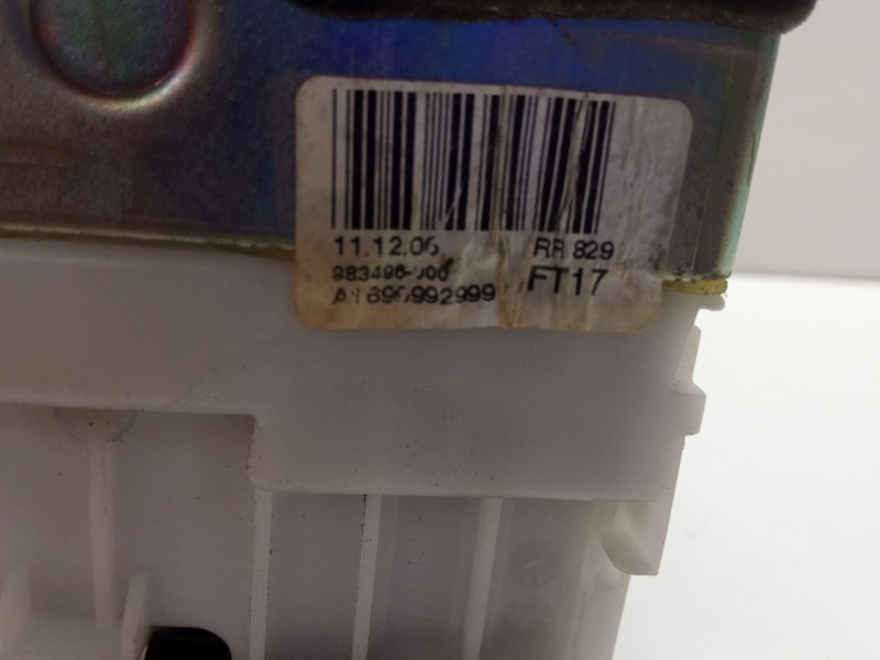 Recambio de cerradura puerta trasera derecha para mercedes-benz b200 referencia OEM IAM 1697302235Q5  