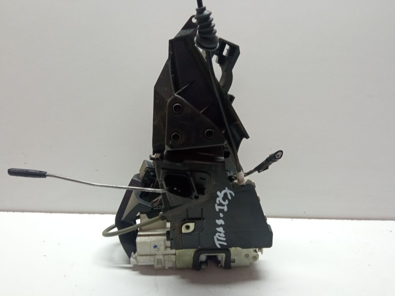 Recambio de cerradura puerta trasera izquierda para mercedes-benz b200 referencia OEM IAM 1697302135Q22  