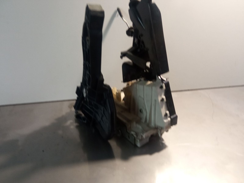 Recambio de cerradura puerta delantera derecha para mercedes-benz b200 referencia OEM IAM 1697202835Q5  