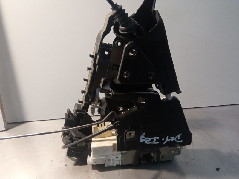 Recambio de cerradura puerta delantera izquierda para mercedes-benz b200 referencia OEM IAM 1697202535Q5  