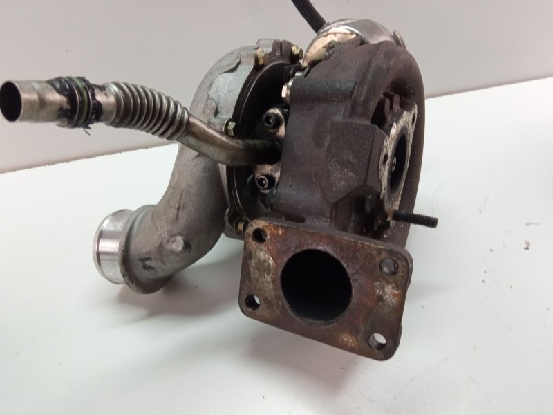 Recambio de turbocompresor para audi a4 referencia OEM IAM 57479880000  
