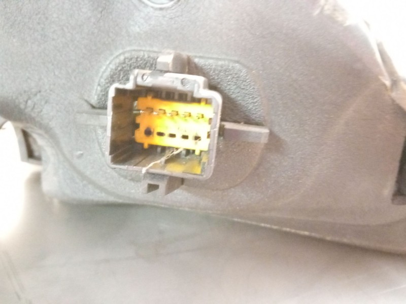 Recambio de espejo retrovisor izquierdo electrico para renault megane scenic 1.5dci 106 cv referencia OEM IAM   