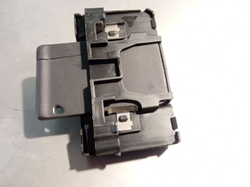 Recambio de llave tarjeta encendido para renault megane scenic 1.5dci 106 cv referencia OEM IAM 8200125077  