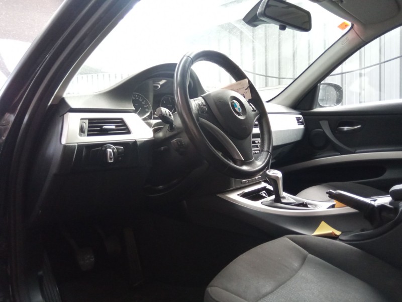 bmw 320 del año 2009