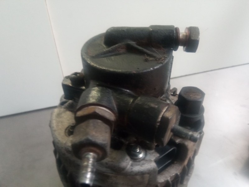 Recambio de alternador para opel meriva referencia OEM IAM 8EL012427  