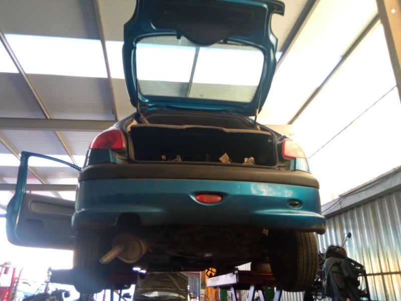 peugeot 206 del año 2004