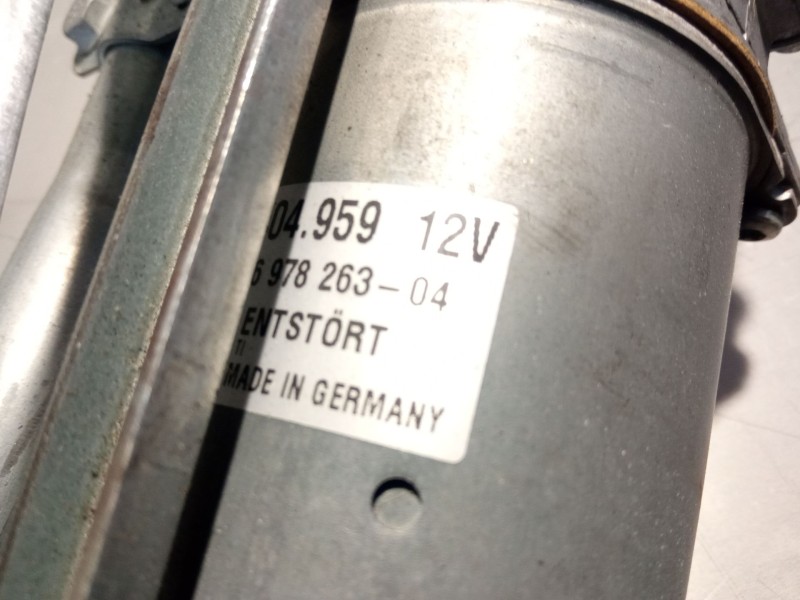Recambio de motor limpiaparabrisas delantero para bmw 320 referencia OEM IAM 697826304  