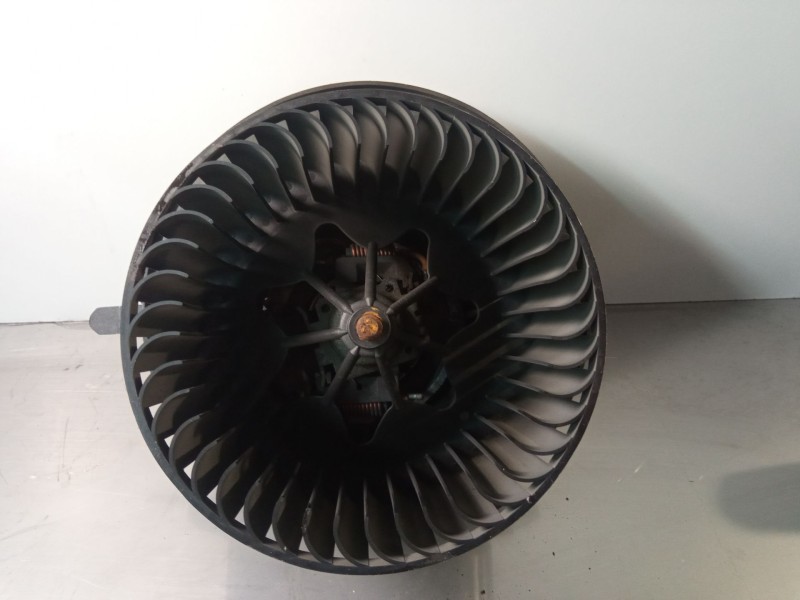 Recambio de motor calefaccion para bmw 320 referencia OEM IAM 985465S20  