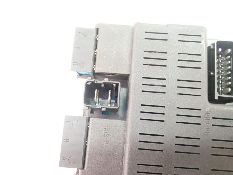 Recambio de centralita bsi para citroën xsara 1.6 referencia OEM IAM 73003213  