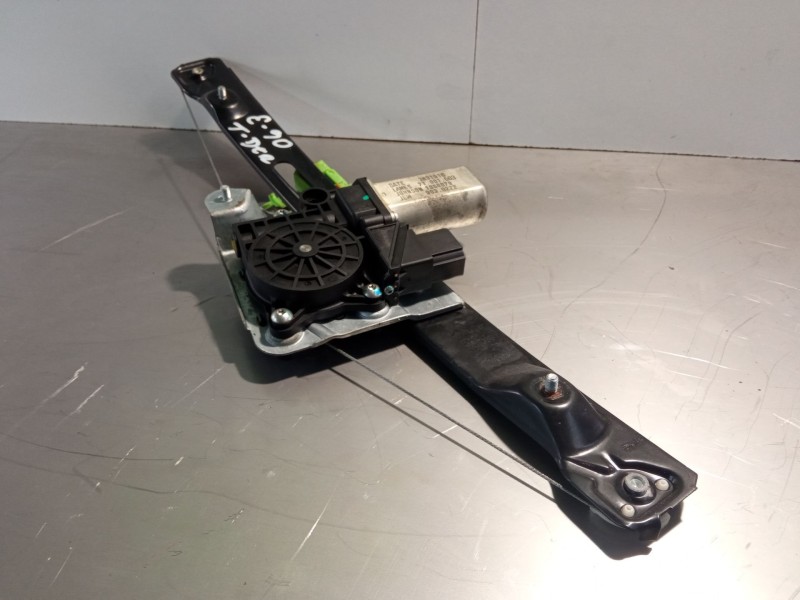Recambio de elevalunas trasero derecho para bmw 320 referencia OEM IAM 71001603  