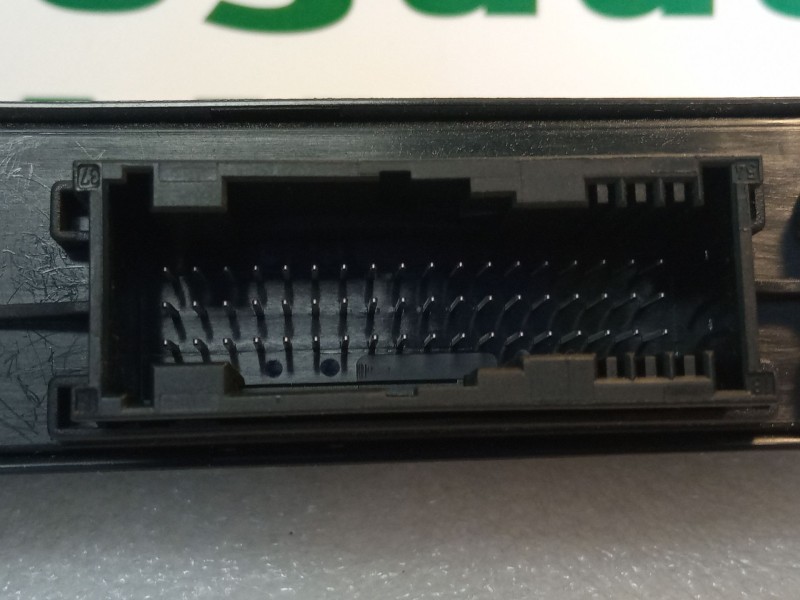 Recambio de modulo confort para bmw 320 referencia OEM IAM 6135922632801  