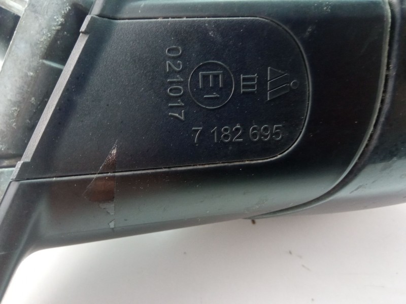 Recambio de espejo retrovisor derecho electrico para bmw 320 referencia OEM IAM 7182695  