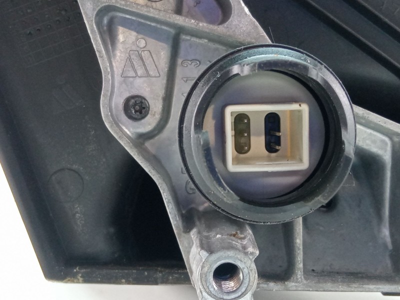 Recambio de espejo retrovisor izquierdo electrico para bmw 320 referencia OEM IAM 7182695  