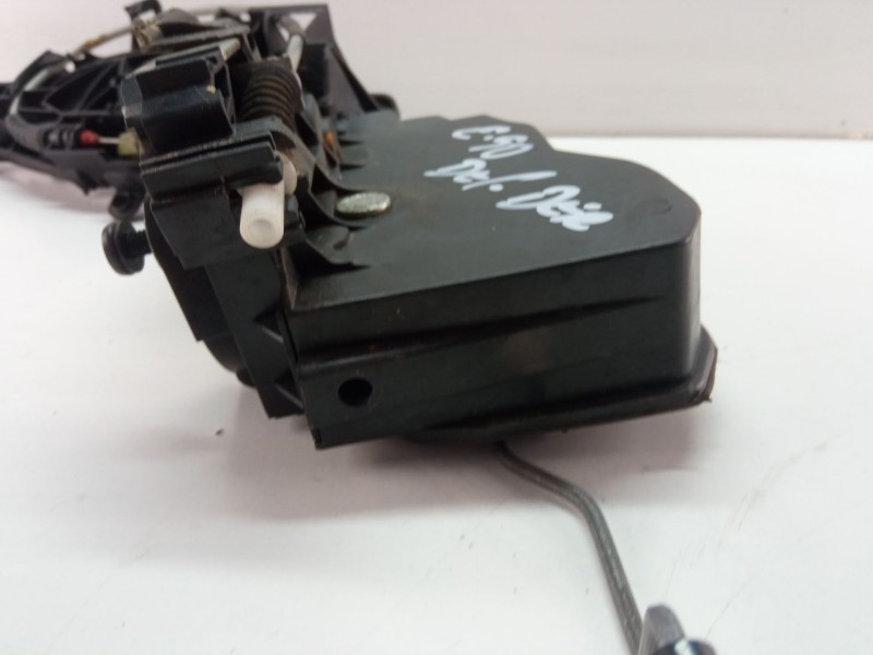 Recambio de cerradura puerta delantera derecha para bmw 320 referencia OEM IAM 7229458a053102  