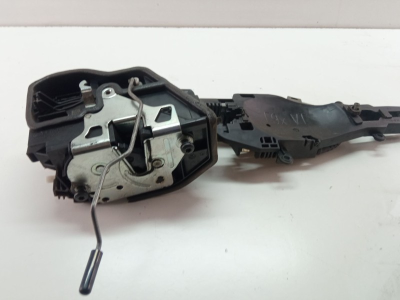 Recambio de cerradura puerta delantera derecha para bmw 320 referencia OEM IAM 7229458a053102  