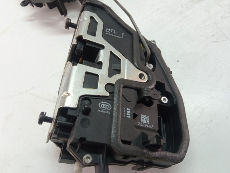 Recambio de cerradura puerta trasera izquierda para bmw 320 referencia OEM IAM 7229467  