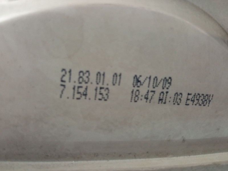 Recambio de piloto trasero izquierdo para bmw 320 referencia OEM IAM 7154153  