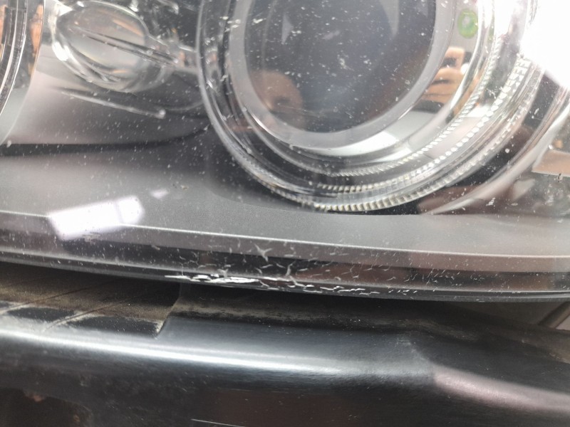 Recambio de faro delantero izquierdo para bmw 320 referencia OEM IAM 6653100000  