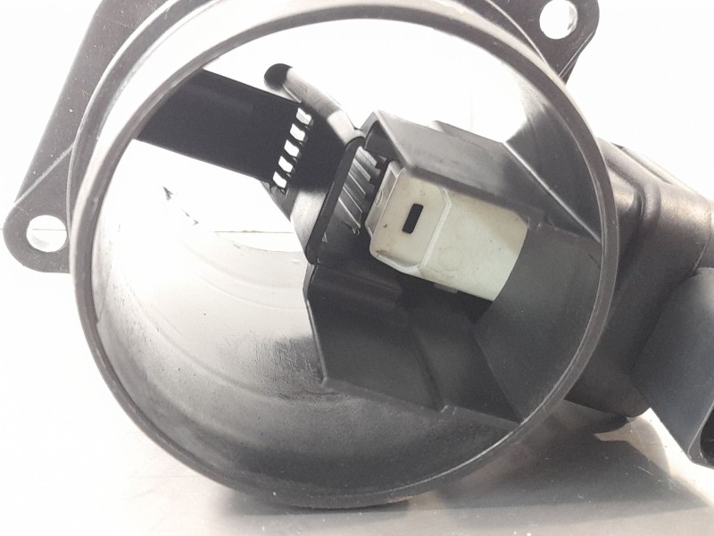 Recambio de caudalimetro para skoda superb ii (3t4) 1.6 tdi referencia OEM IAM 03L906461  