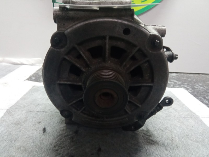 Recambio de alternador 190a para mercedes benz c220 referencia OEM IAM A0001501750  