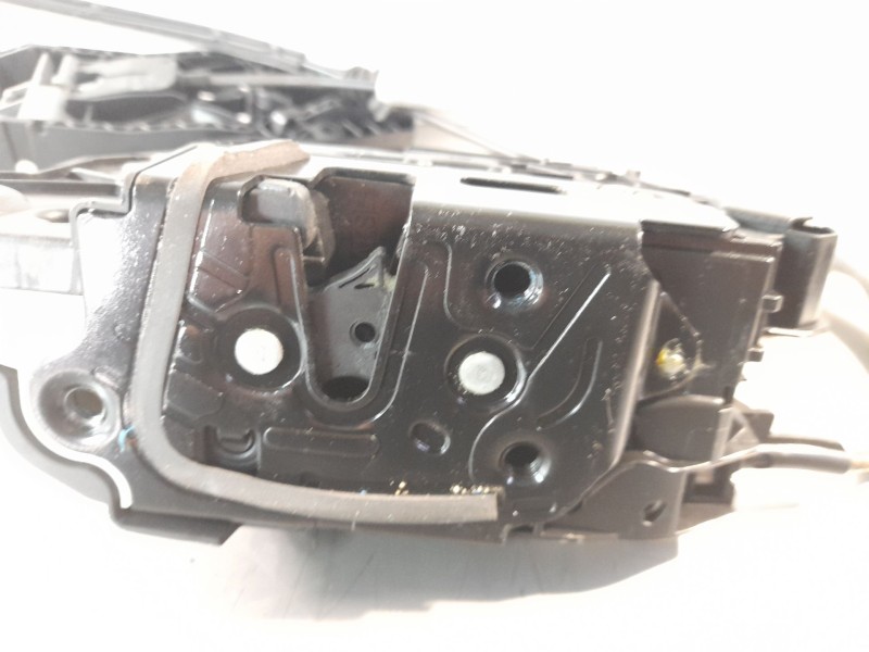 Recambio de cerradura puerta delantera izquierda para skoda superb ii (3t4) 1.6 tdi referencia OEM IAM 15A5N1837015E  