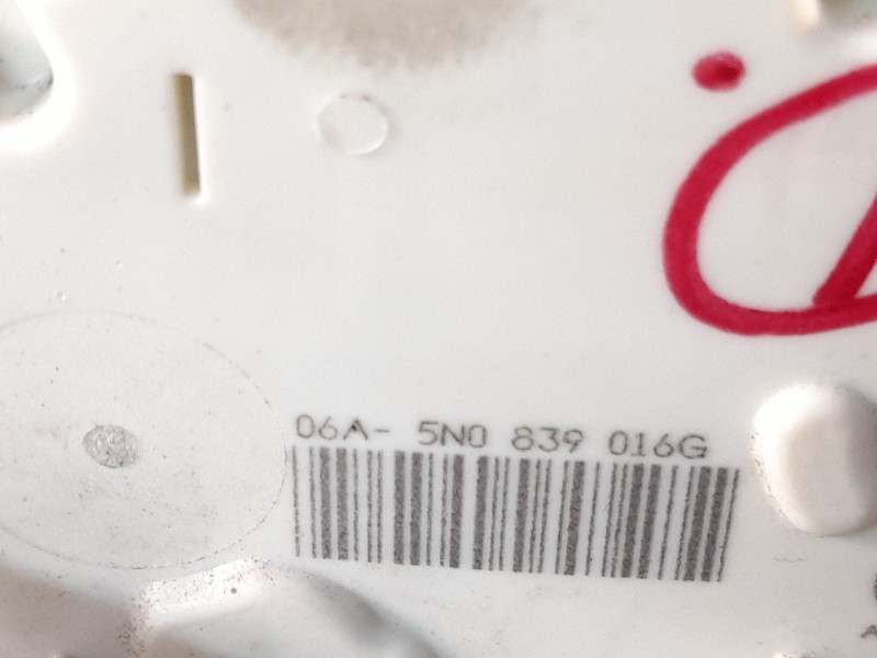 Recambio de cerradura puerta trasera derecha para skoda superb ii (3t4) 1.6 tdi referencia OEM IAM 06A5N0839016G  