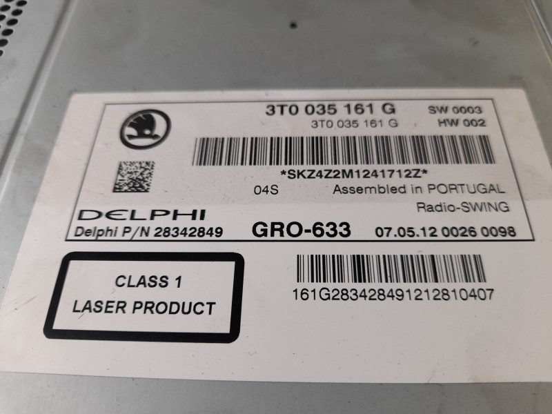 Recambio de sistema audio / radio cd para skoda superb ii (3t4) 1.6 tdi referencia OEM IAM 3T0035161G  