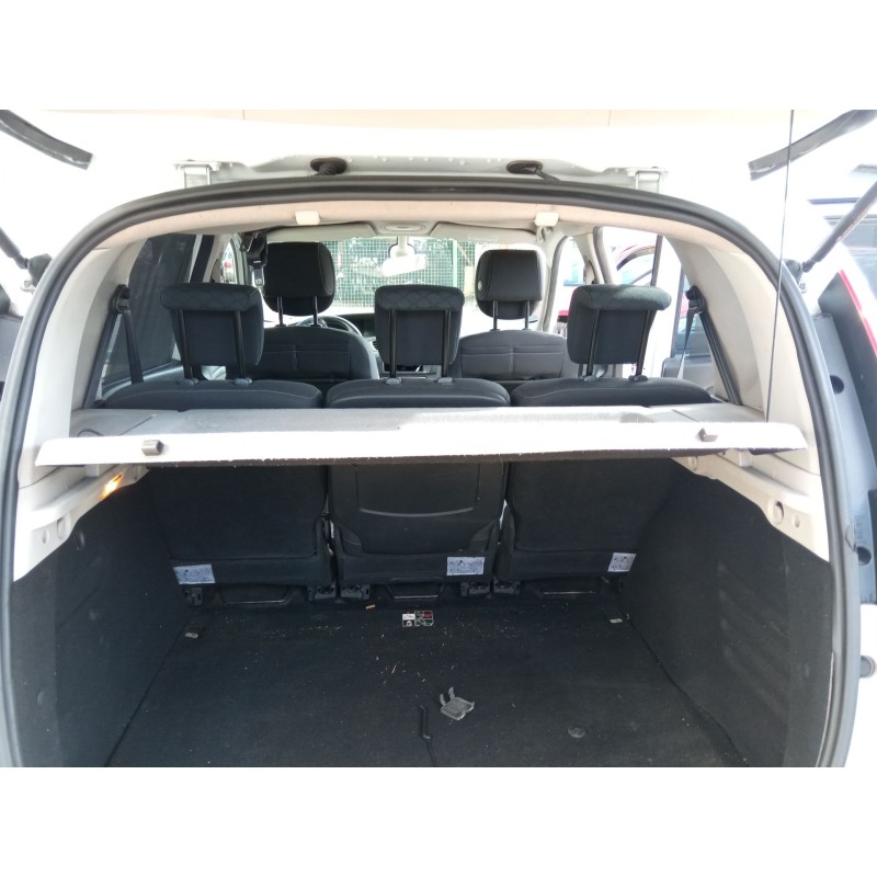 renault scenic del año 2010