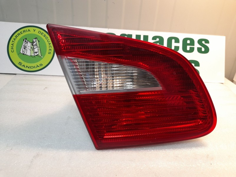 Recambio de piloto porton trasero izquierdo para skoda superb ii (3t4) 1.6 tdi referencia OEM IAM 08S3T5945093  