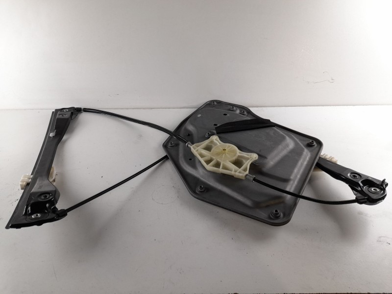 Recambio de elevalunas delantero izquierdo para skoda superb ii (3t4) 1.6 tdi referencia OEM IAM   8K0959801A MOTOR