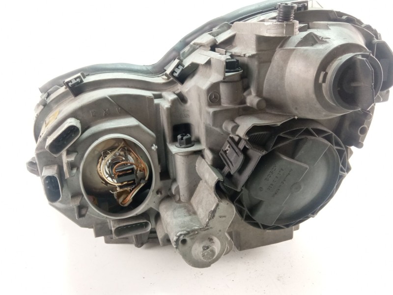 Recambio de faro delantero derecho para mercedes-benz c220 cdi w203 referencia OEM IAM A2038201261  