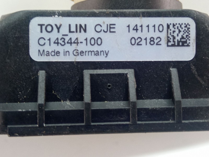 Recambio de motor elevalunas trasero derecho para toyota verso 1.5d 110cv referencia OEM IAM C39429100  