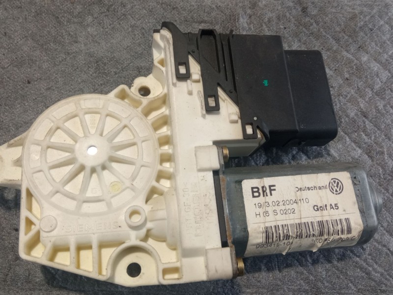 Recambio de motor elevalunas trasero izquierdo para volkswagen golf referencia OEM IAM 997756-101/774.60060.01  