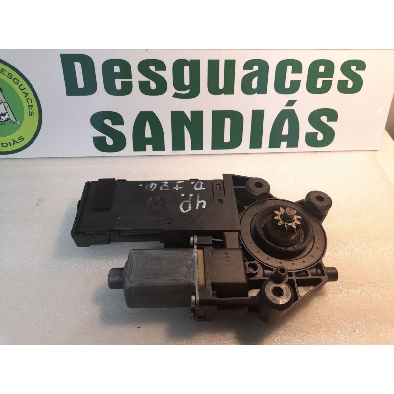 Recambio de motor elevalunas delantero izquierdo para renault megane iv sport tourer (k9a/m/n_) 1.6 dci 130 referencia OEM IAM 0