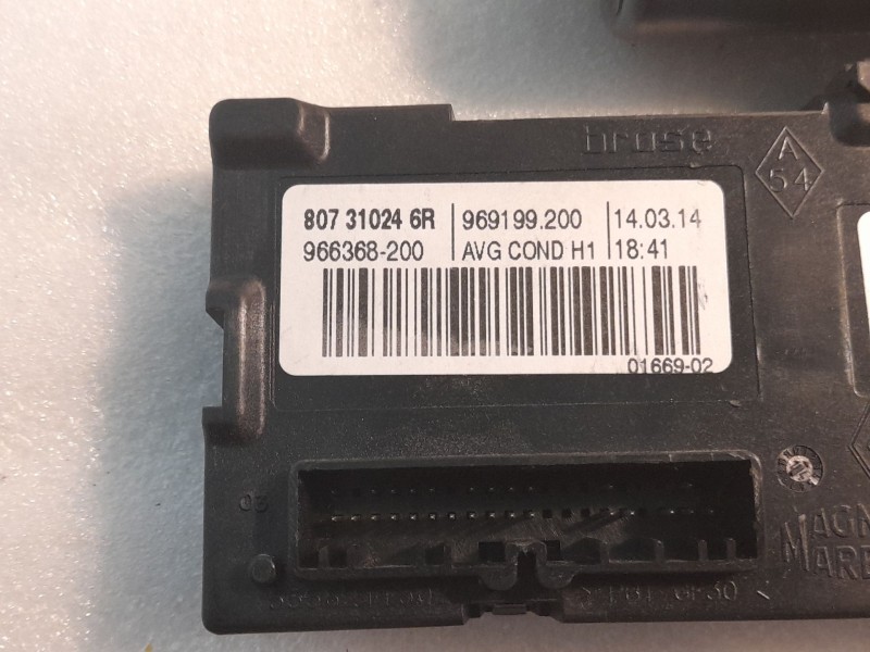 Recambio de motor elevalunas delantero izquierdo para renault megane iv sport tourer (k9a/m/n_) 1.6 dci 130 referencia OEM IAM 0