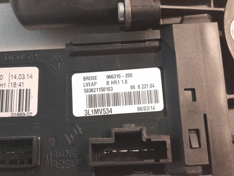 Recambio de motor elevalunas delantero izquierdo para renault megane iv sport tourer (k9a/m/n_) 1.6 dci 130 referencia OEM IAM 0