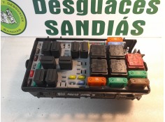 Recambio de caja reles / fusibles para opel corsa referencia OEM IAM 13217394   2