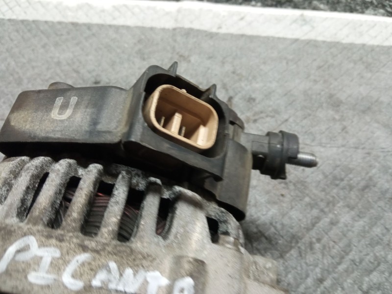 Recambio de alternador 90a/12v para kia picanto referencia OEM IAM 265510337300-2A010  