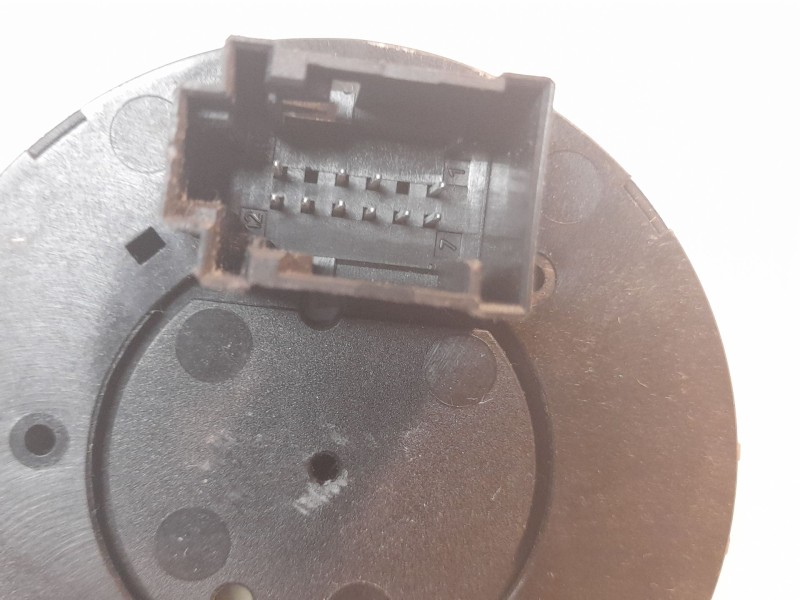 Recambio de mando luces para opel corsa referencia OEM IAM 13249401ef  