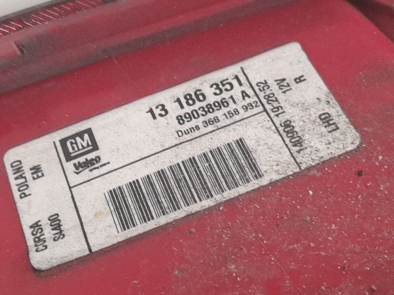 Recambio de piloto trasero derecho para opel corsa referencia OEM IAM 1318635189038961A  