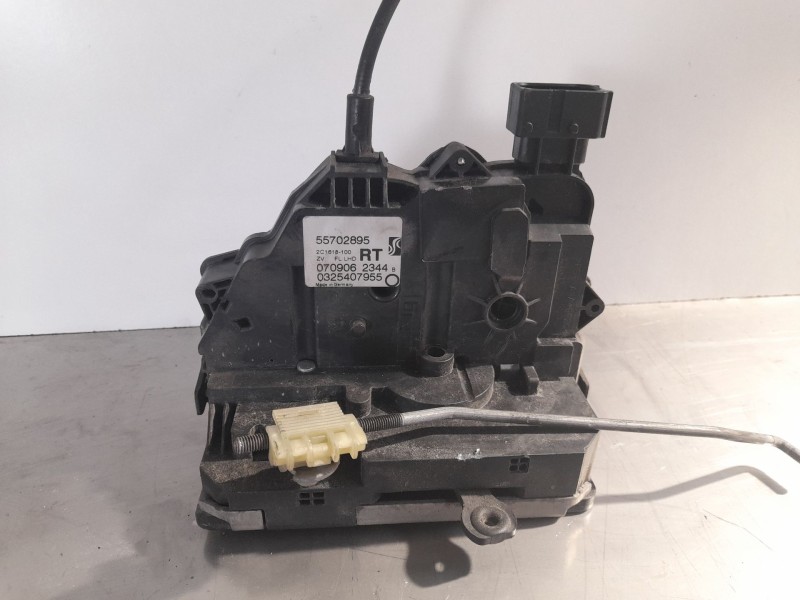Recambio de cerradura puerta delantera izquierda para opel corsa referencia OEM IAM 55702895  