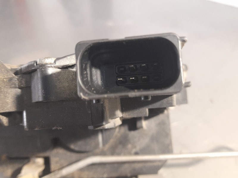 Recambio de cerradura puerta delantera izquierda para opel corsa referencia OEM IAM 55702895  